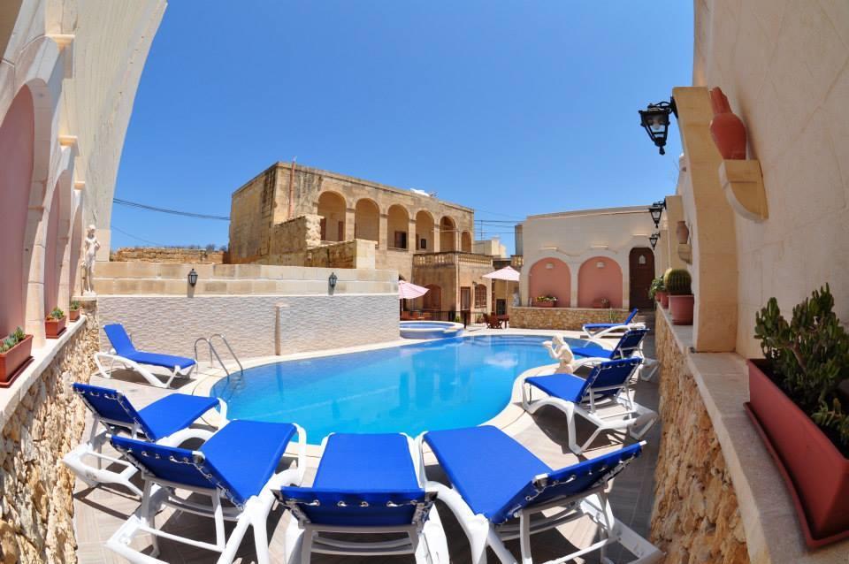 Mikiel U Rosa Holiday Farmhouse With Large Private Pool Zebbug  ภายนอก รูปภาพ